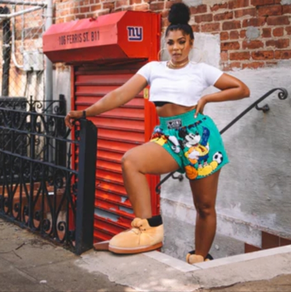 Oversized Wheat Sneaker Slippers - Picture 2 of 8